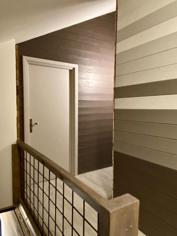 La Chambre Du Tonneau Montigny-sur-l'Ain Exterior photo